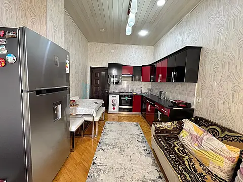 Satılır 3 otaqlı yeni tikili 75 m²