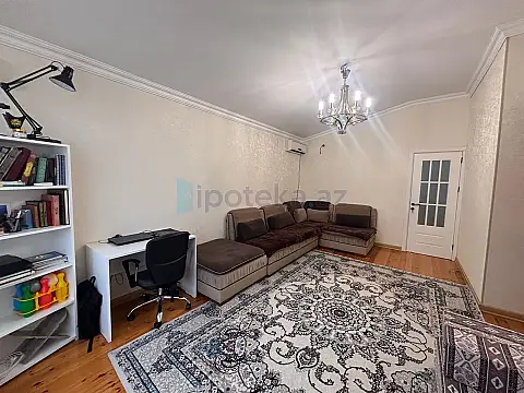 Satılır 6 otaqlı mənzil 220 m²
