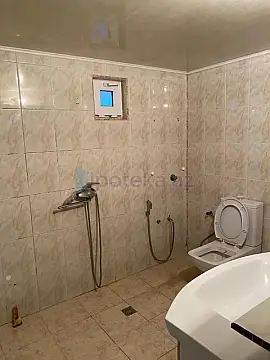 Satılır 4 otaqlı həyət evi 200 m²