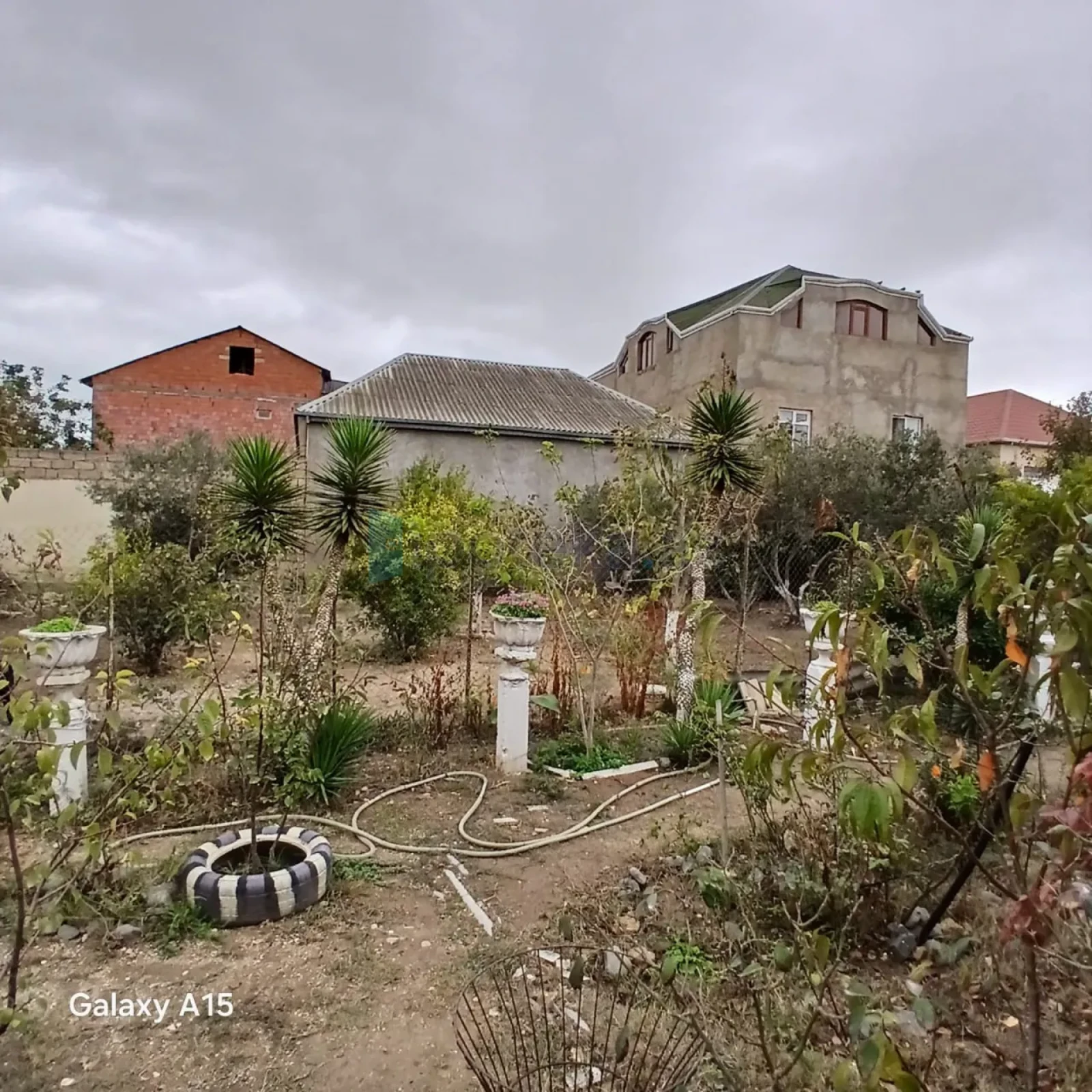 Satılır 3 otaqlı həyət evi 150 m²