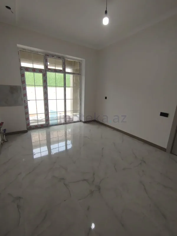 Satılır 4 otaqlı həyət evi 140 m²