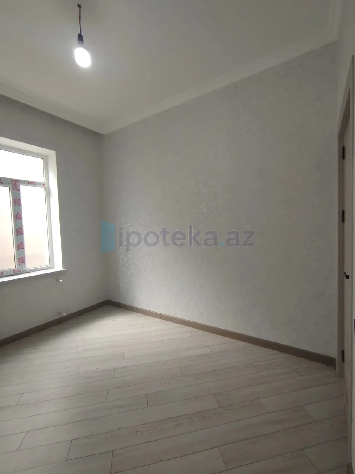 Satılır 4 otaqlı həyət evi 140 m²