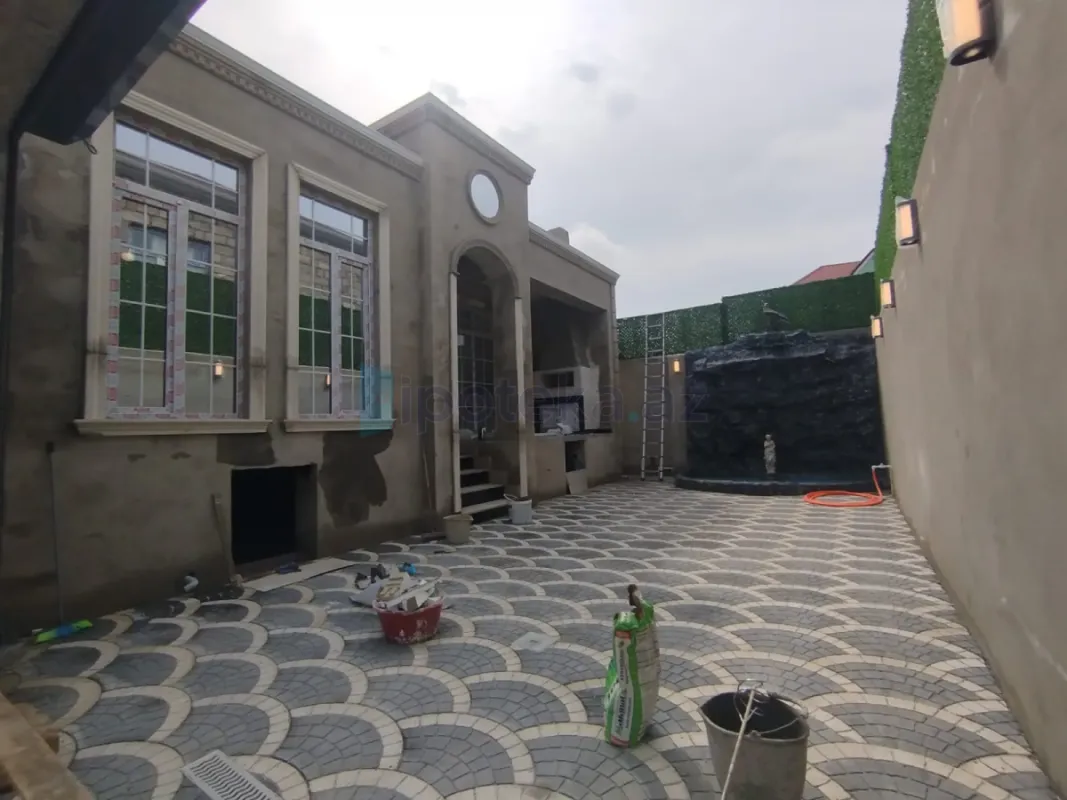 Satılır 4 otaqlı həyət evi 140 m²