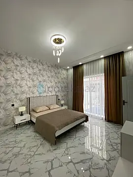 Satılır 4 otaqlı mənzil 150 m²