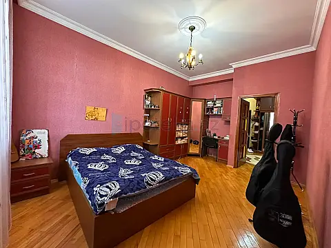 Satılır 4 otaqlı yeni tikili 170 m²
