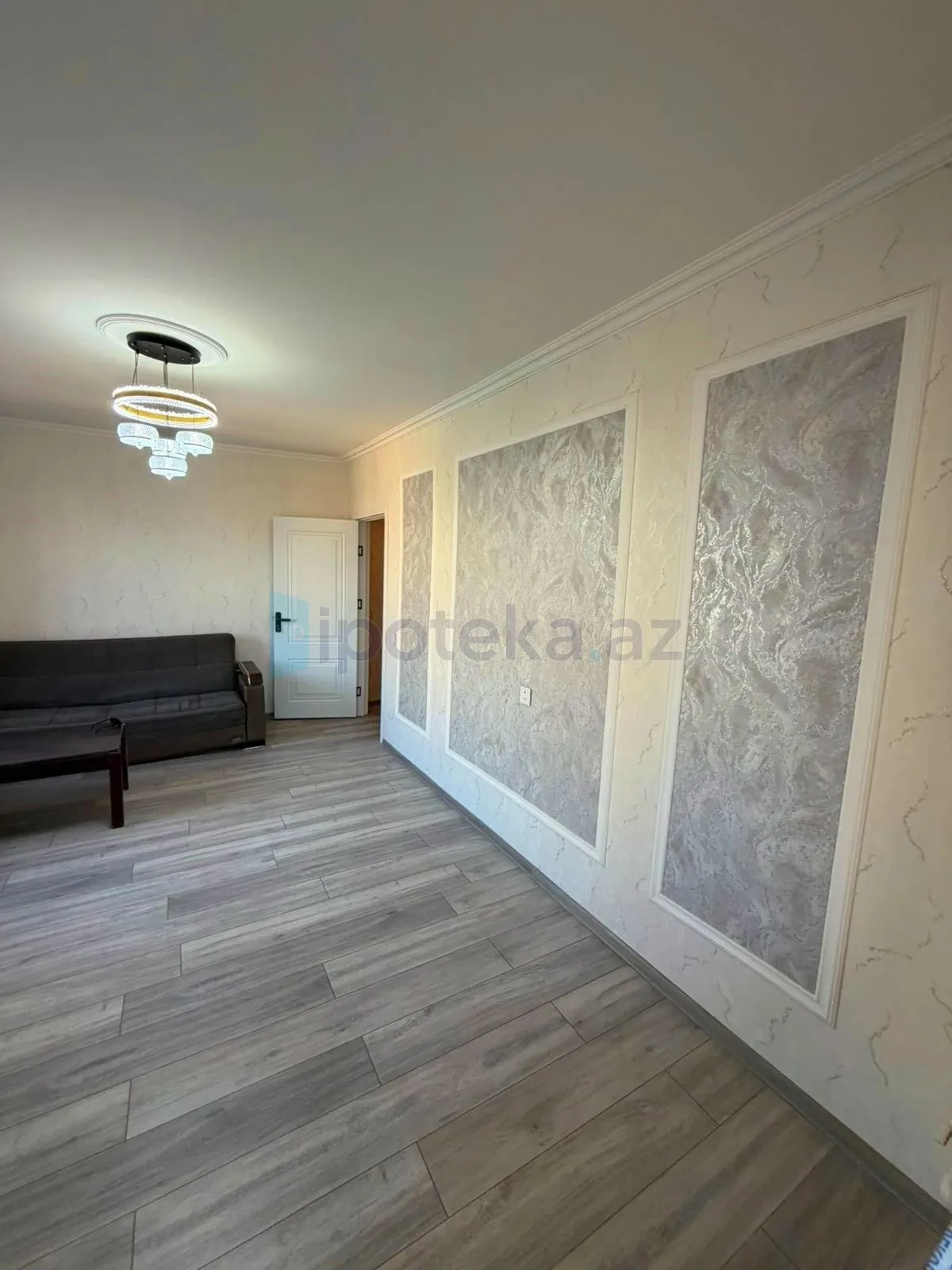 Satılır 2 otaqlı köhnə tikili 40 m²