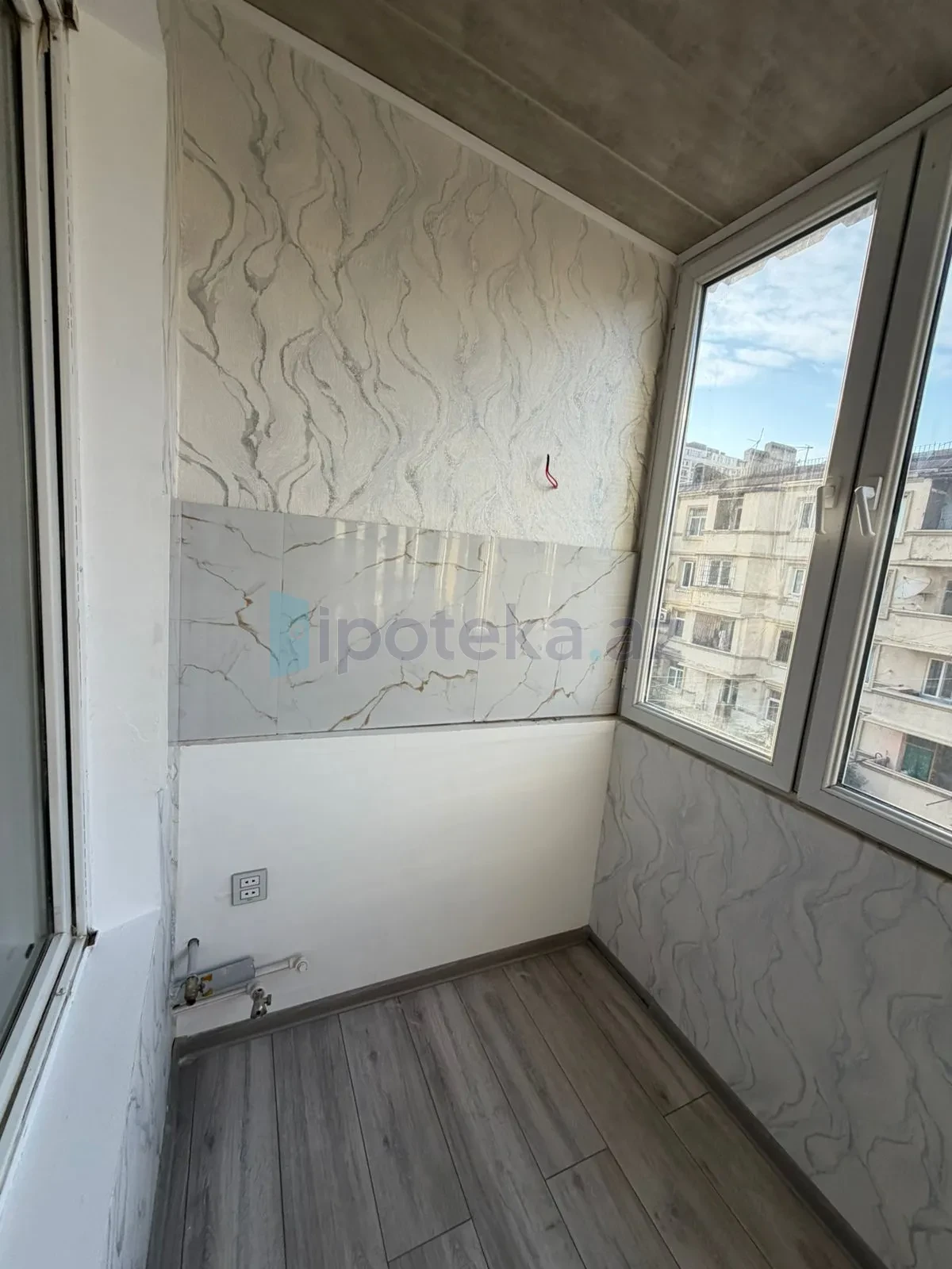 Satılır 2 otaqlı köhnə tikili 40 m²