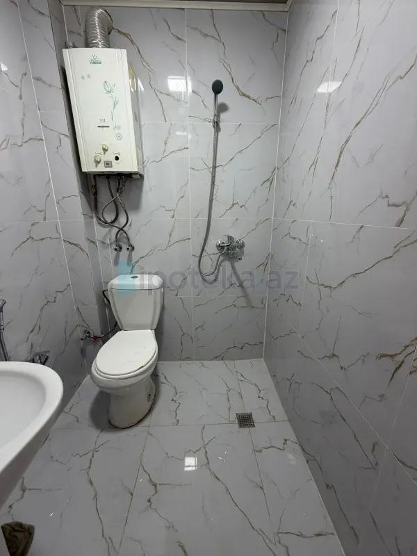 Satılır 2 otaqlı köhnə tikili 40 m²