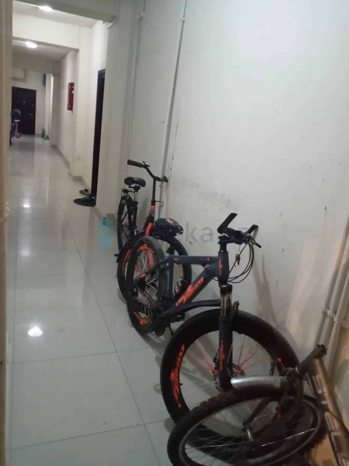 Satılır 2 otaqlı yeni tikili 60 m²