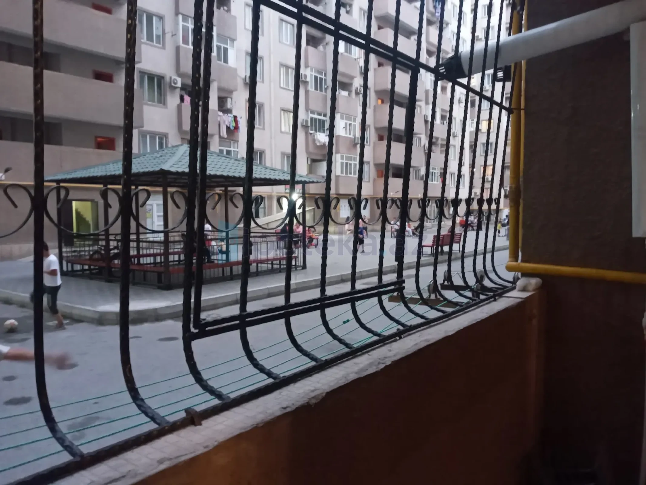 Satılır 2 otaqlı yeni tikili 60 m²