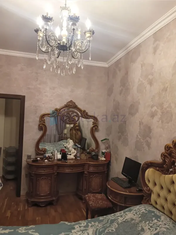 Satılır 2 otaqlı yeni tikili 60 m²