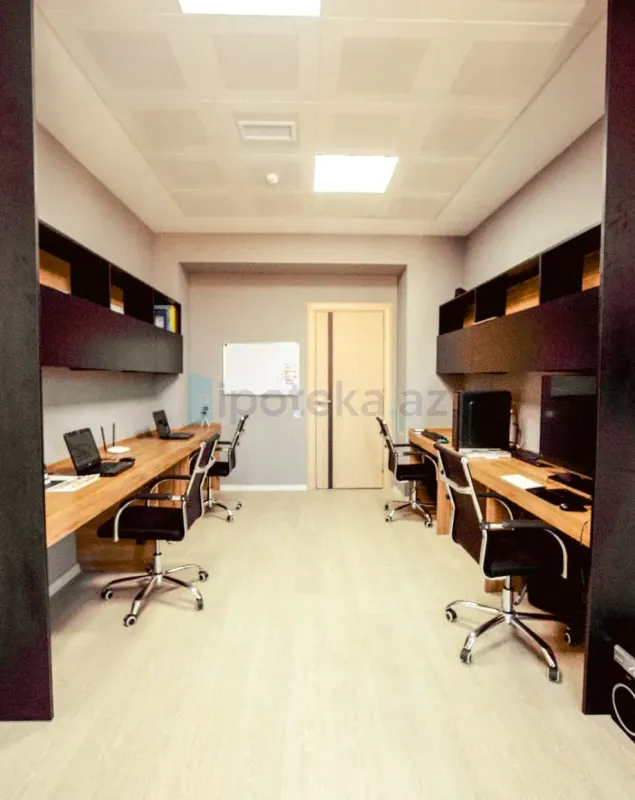 Satılır 20 otaqlı obyekt 3200 m²