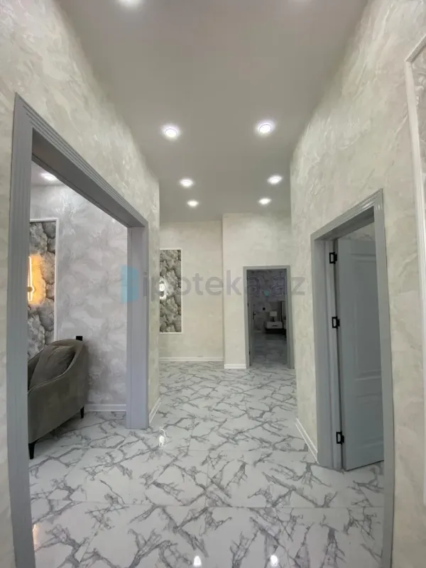 Satılır 4 otaqlı mənzil 150 m²