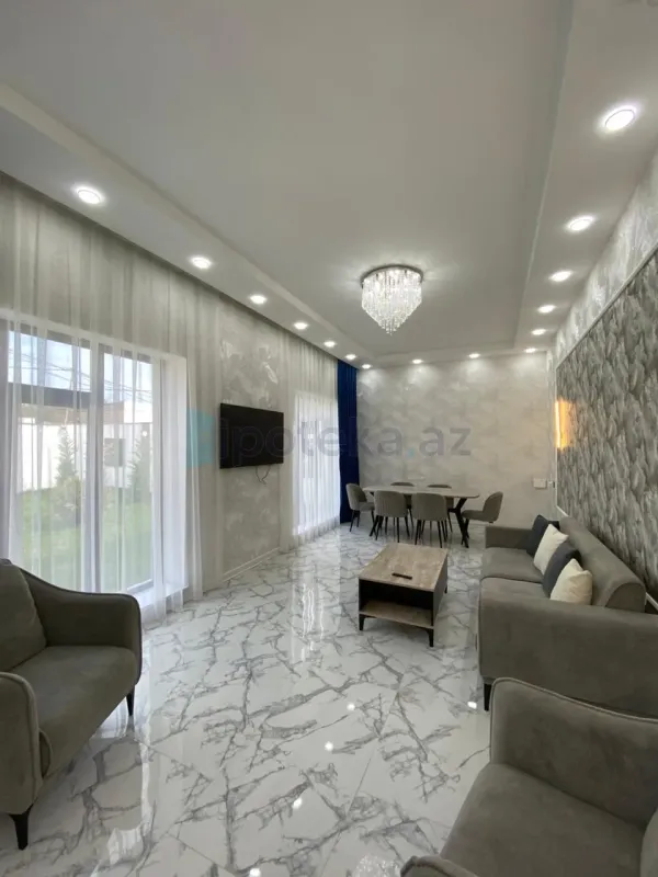 Satılır 4 otaqlı mənzil 150 m²