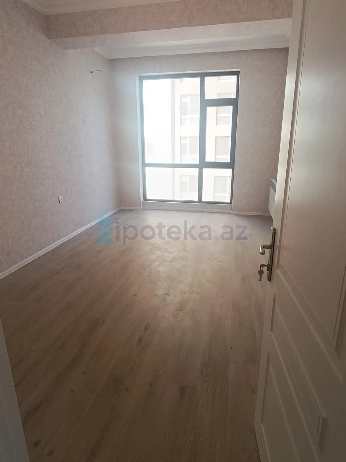 Satılır 2 otaqlı yeni tikili 95 m²