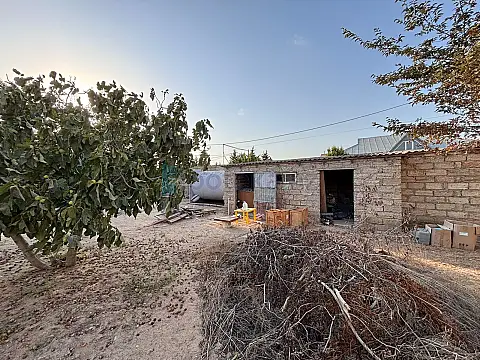 Satılır torpaq sahəsi 8 m²