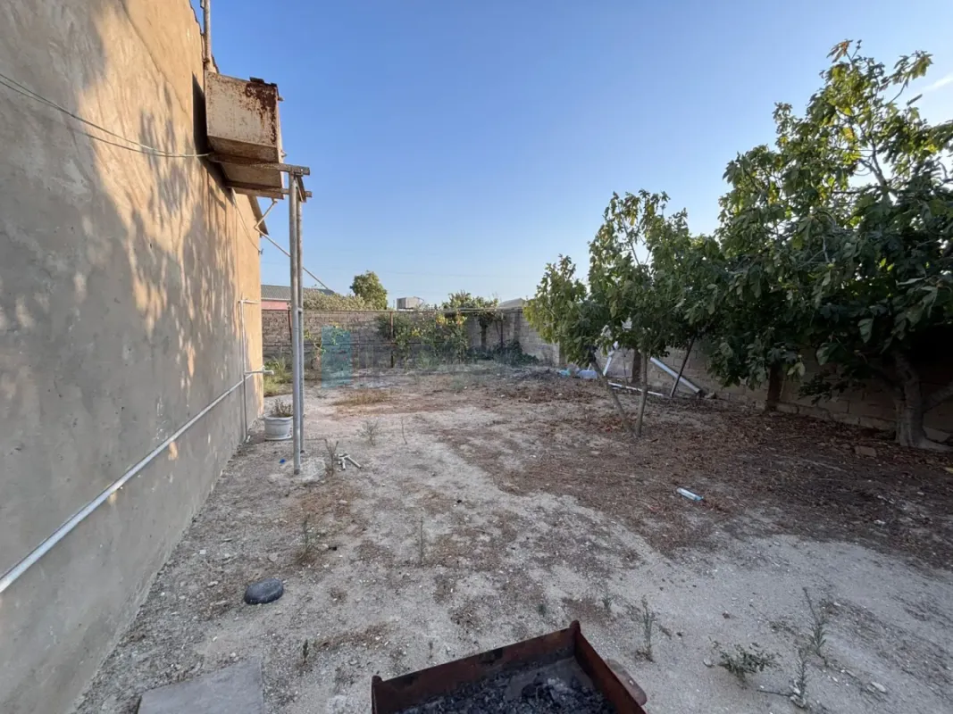 Satılır torpaq sahəsi 8 m²