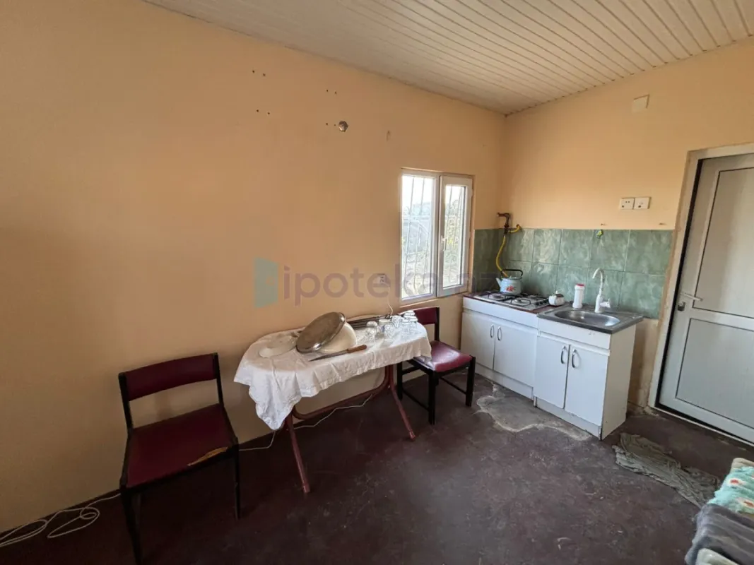 Satılır torpaq sahəsi 8 m²