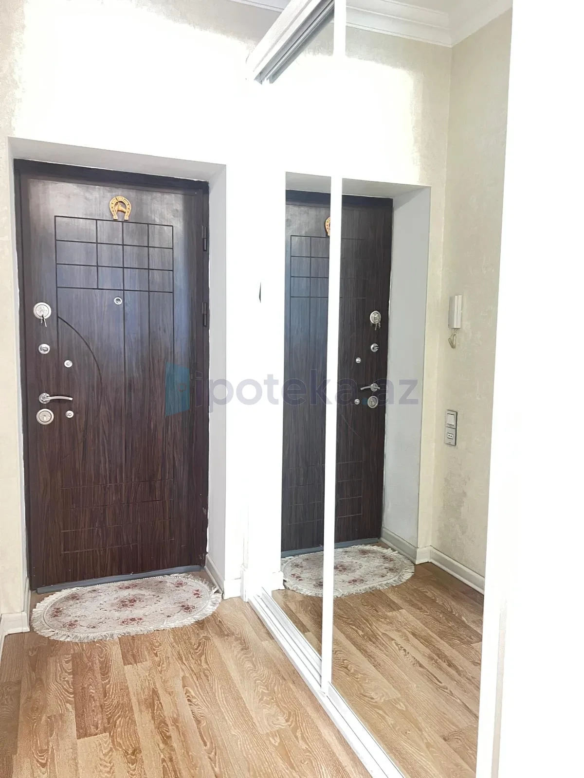 Satılır 1 otaqlı yeni tikili 42 m²