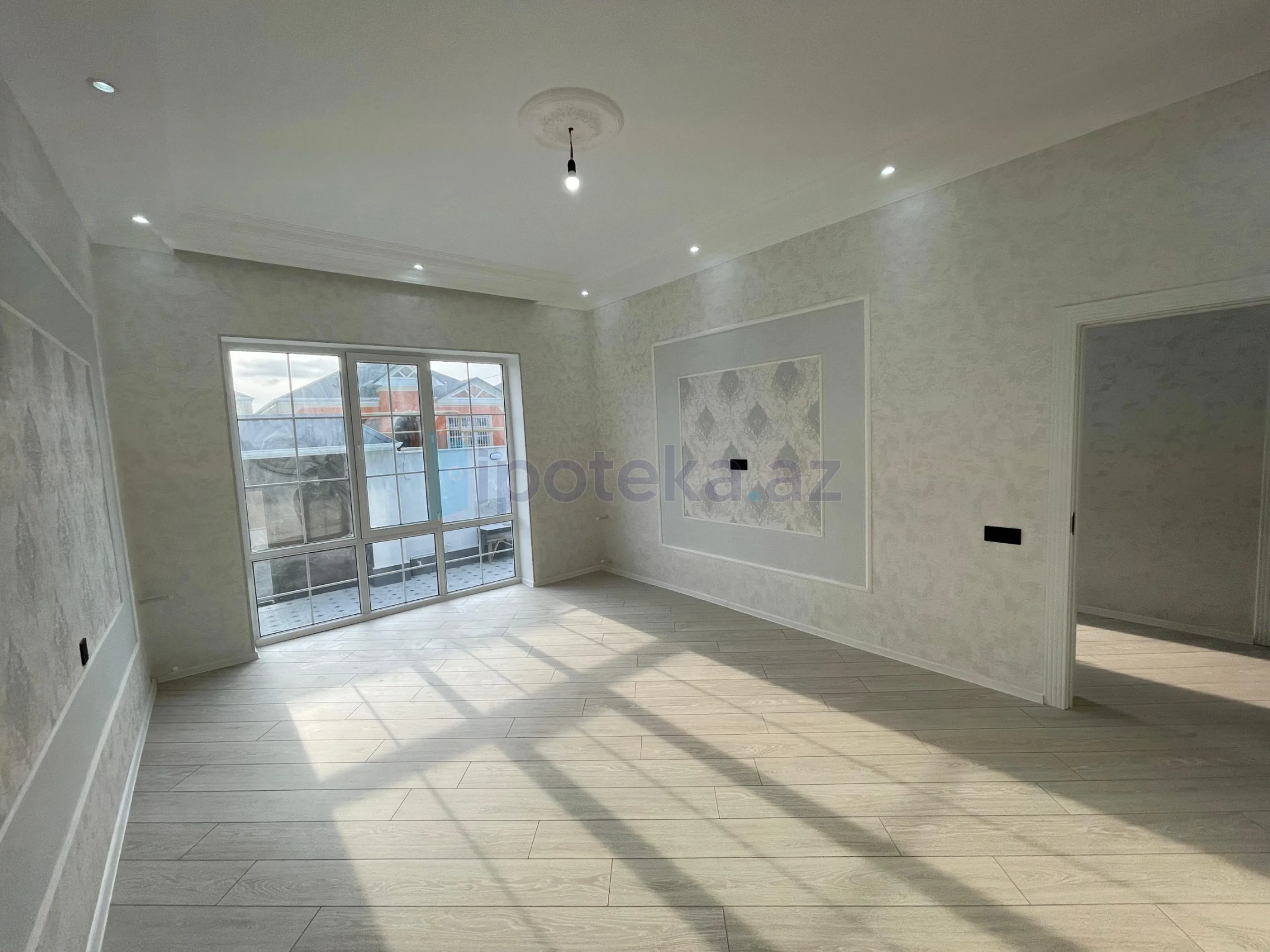 Satılır 4 otaqlı həyət evi 127 m²
