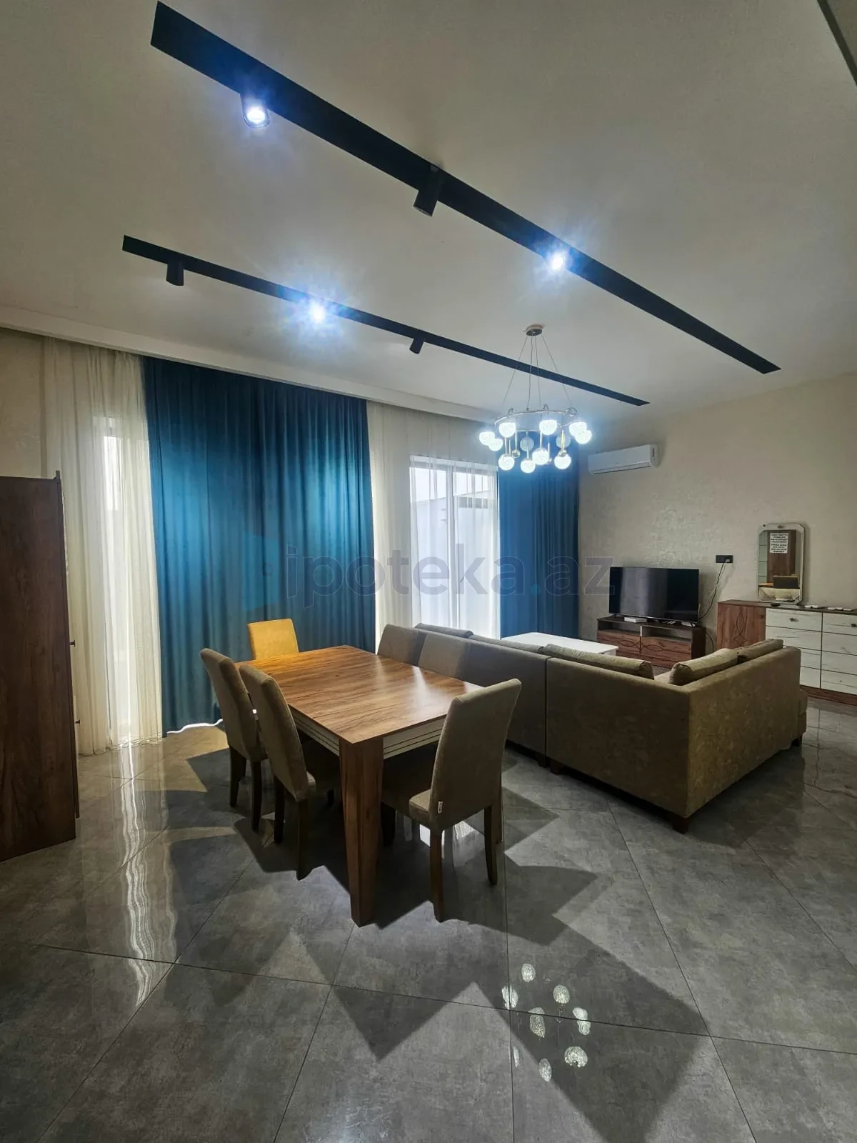 Satılır 4 otaqlı həyət evi 150 m²