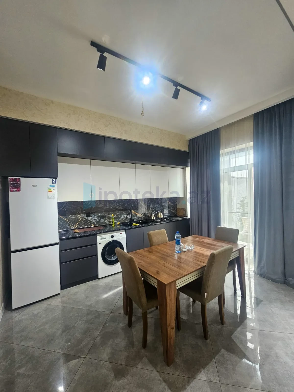 Satılır 4 otaqlı həyət evi 150 m²