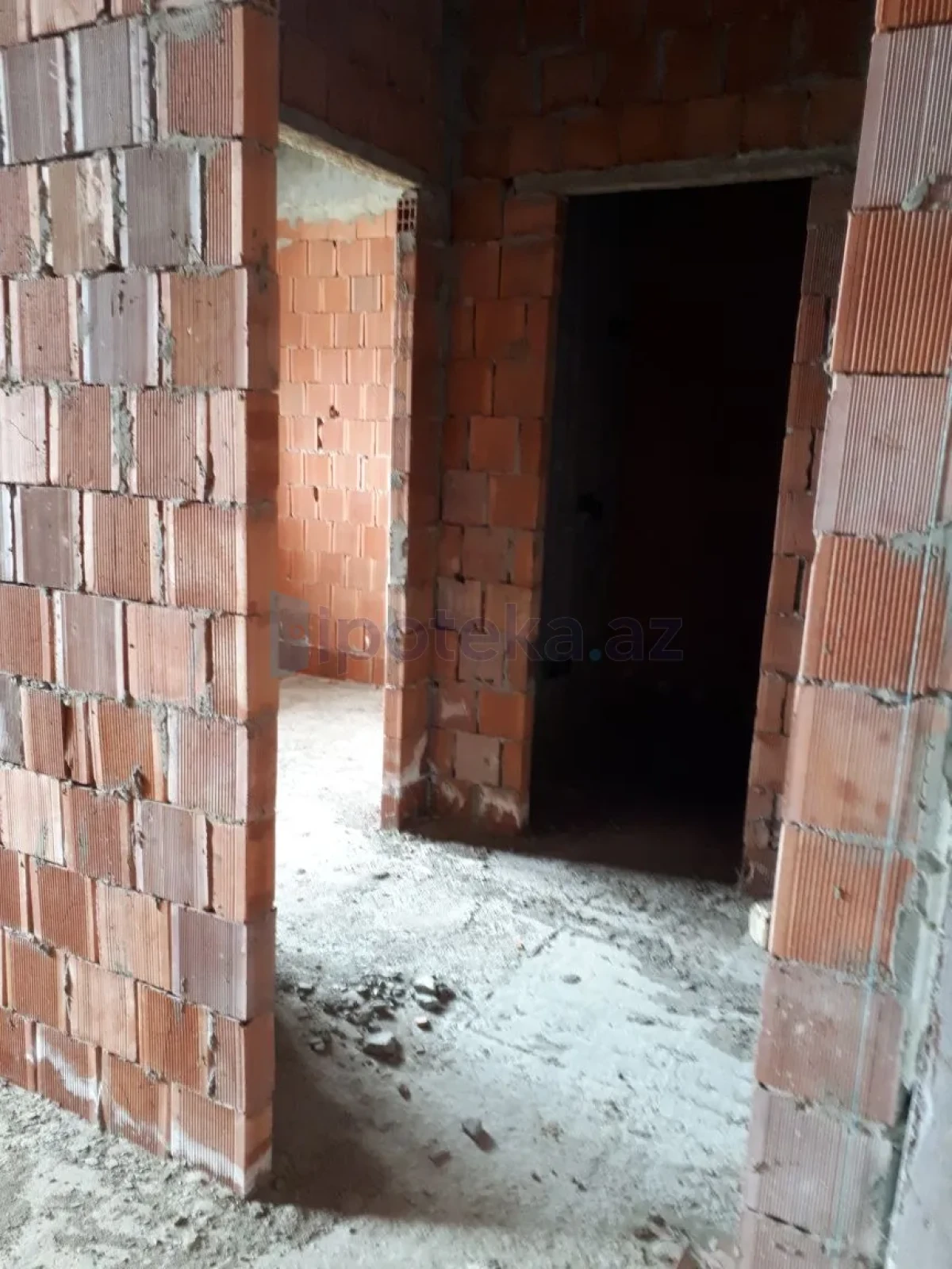 Satılır 2 otaqlı yeni tikili 83 m²