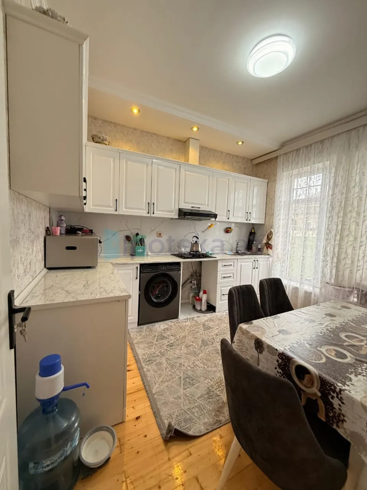 Satılır 4 otaqlı həyət evi 100 m²