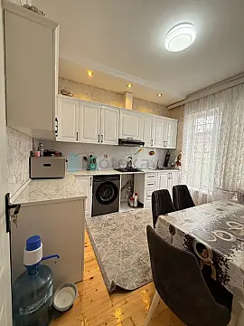 Satılır 4 otaqlı həyət evi 100 m²
