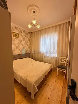 Satılır 4 otaqlı həyət evi 100 m²