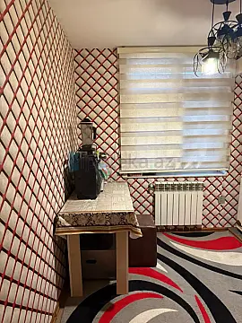 Satılır 3 otaqlı köhnə tikili 70 m²