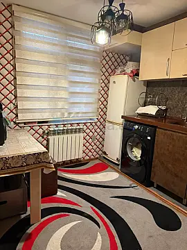 Satılır 3 otaqlı köhnə tikili 70 m²