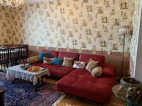 Satılır 3 otaqlı köhnə tikili 100 m² — Bakı, Nəsimi 3 otaq 100.00 m²