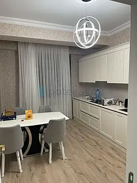 Satılır 2 otaqlı yeni tikili 82 m²