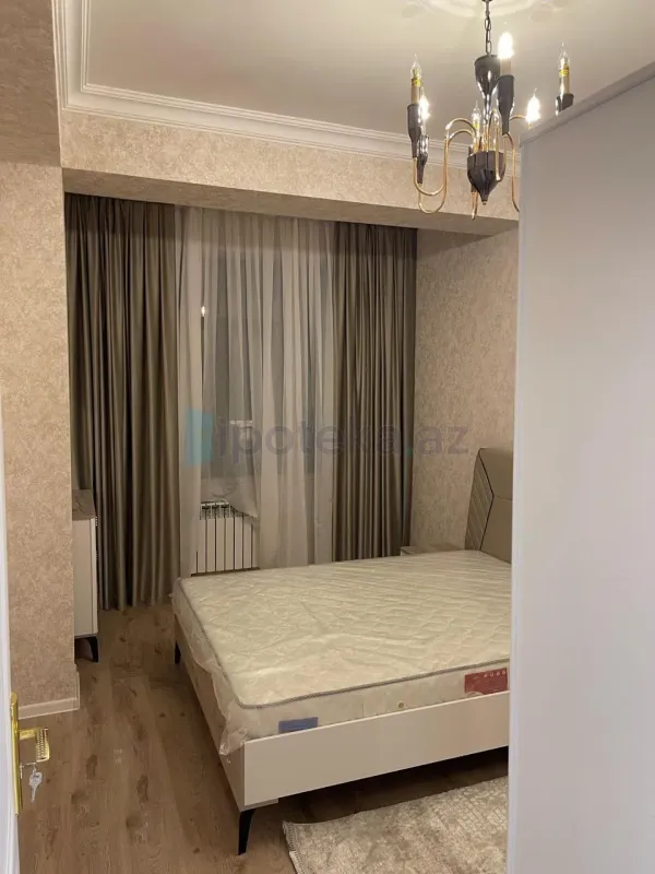 Satılır 2 otaqlı yeni tikili 82 m²