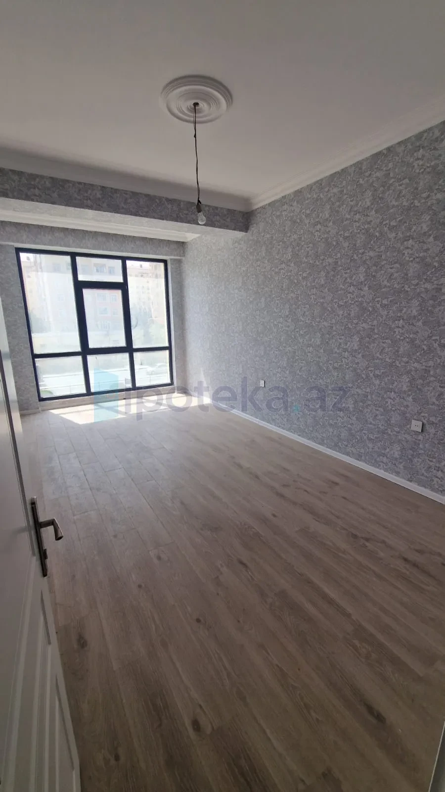 Satılır 2 otaqlı yeni tikili 95 m²