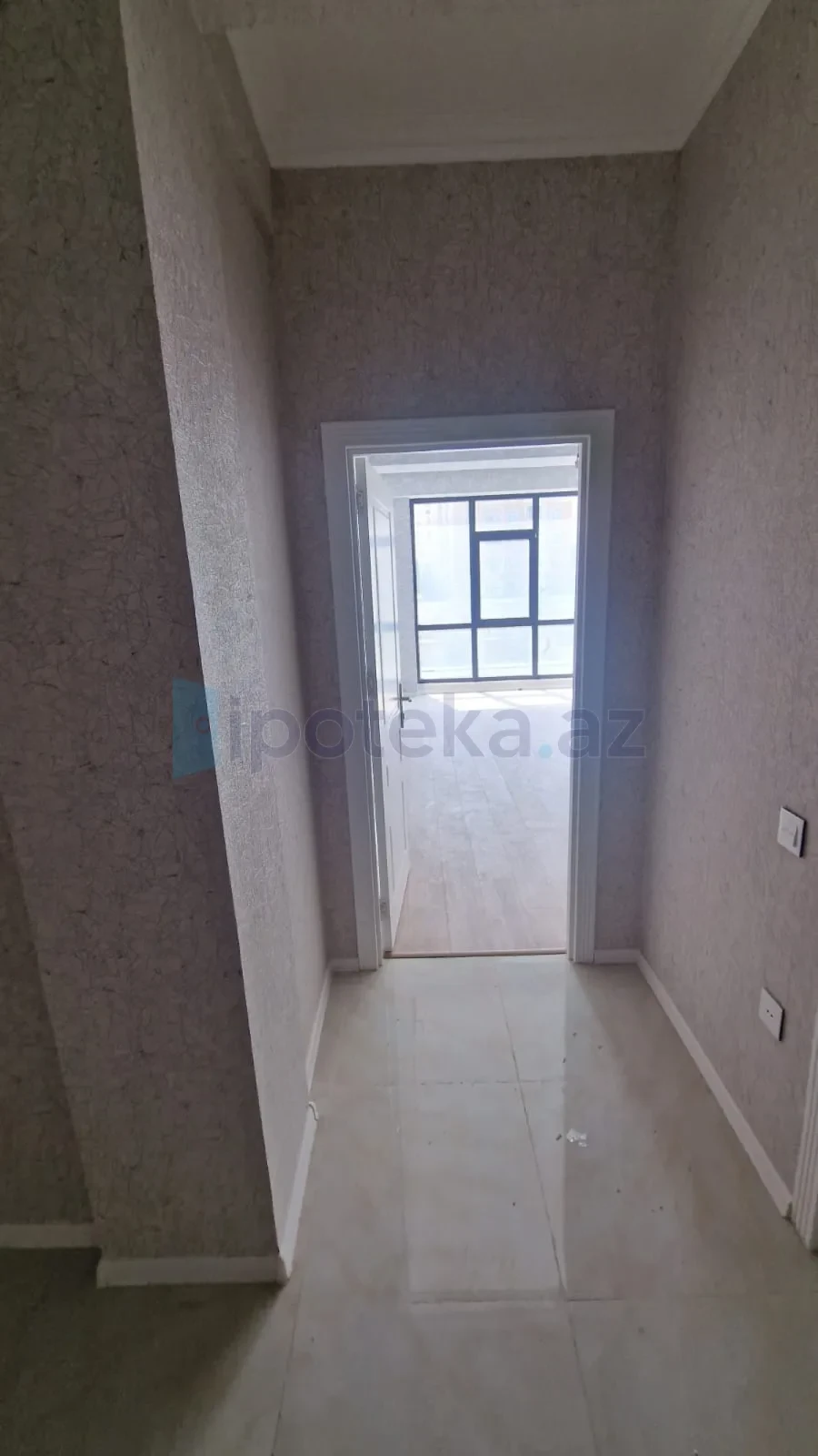 Satılır 2 otaqlı yeni tikili 95 m²