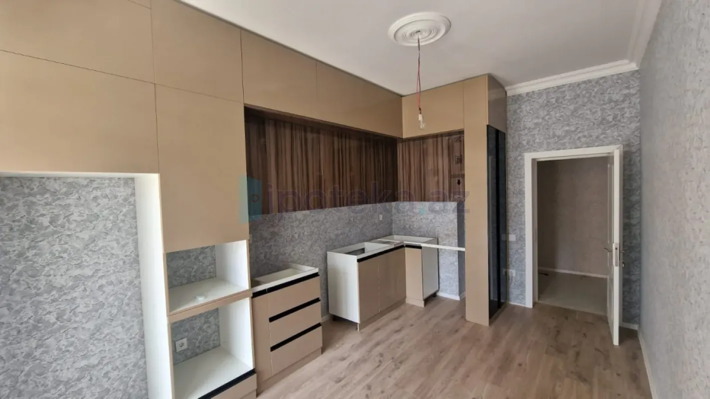 Satılır 2 otaqlı yeni tikili 95 m²
