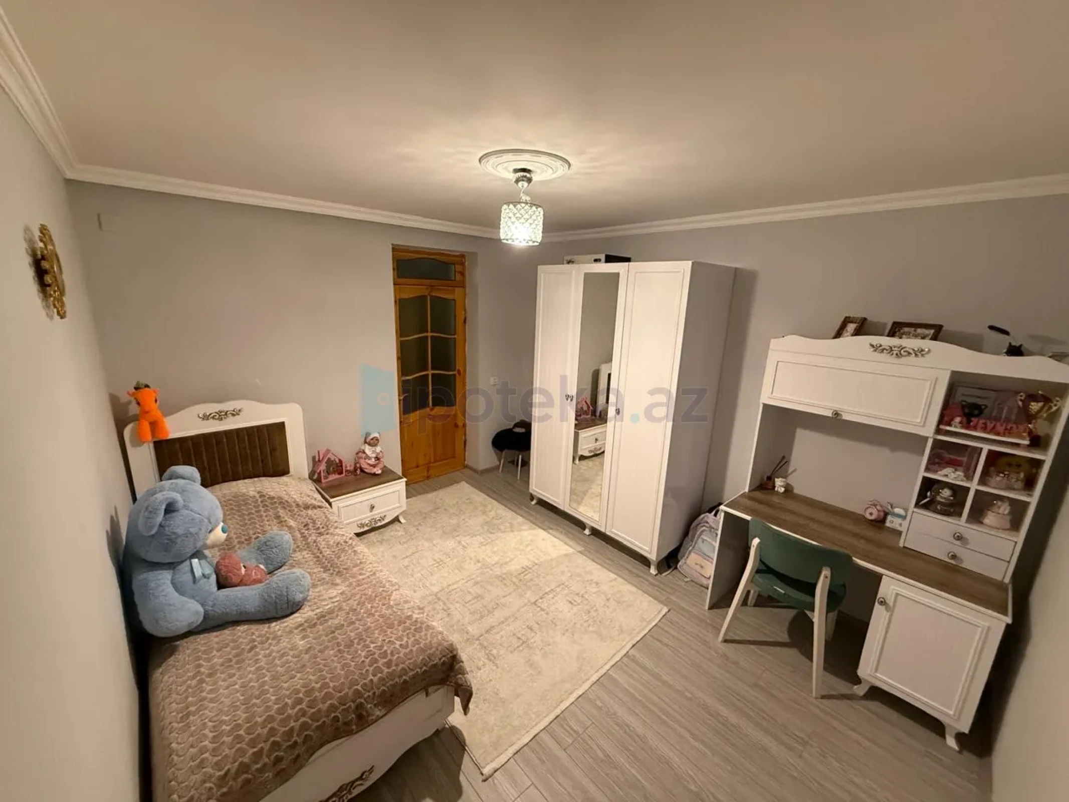 Satılır 7 otaqlı həyət evi 150 m²