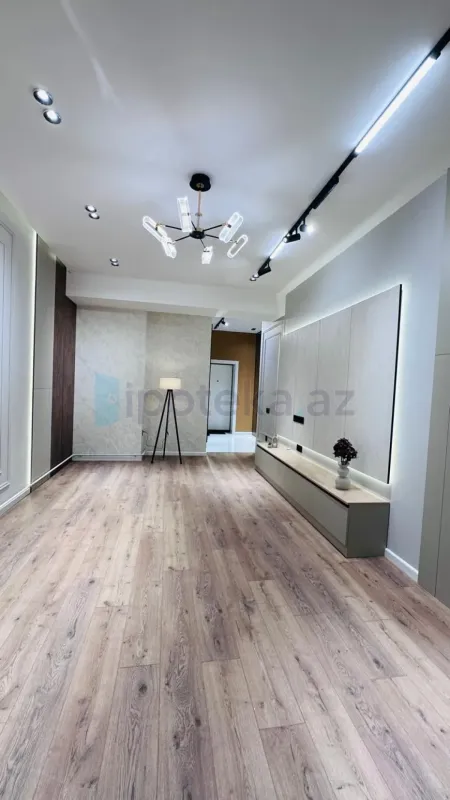 Satılır 3 otaqlı yeni tikili 85 m²