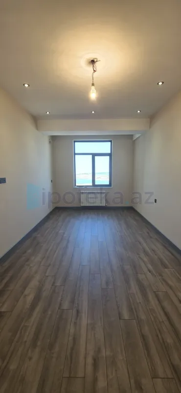 Satılır 3 otaqlı yeni tikili 136 m²