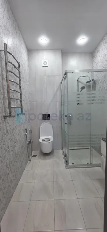 Satılır 3 otaqlı yeni tikili 136 m²