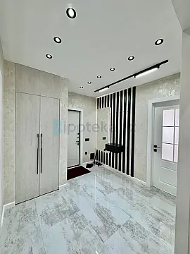 Satılır 3 otaqlı köhnə tikili 136 m²