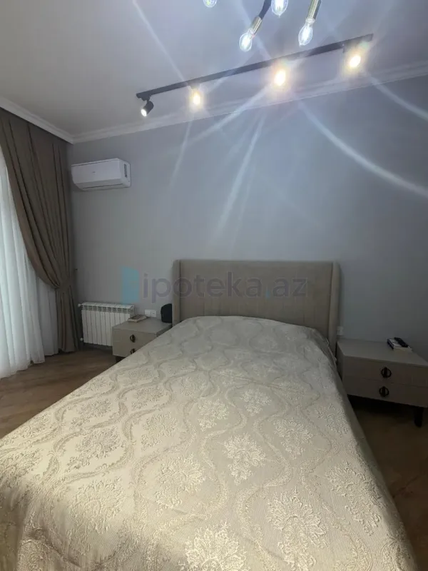 Satılır 2 otaqlı yeni tikili 87.5 m²