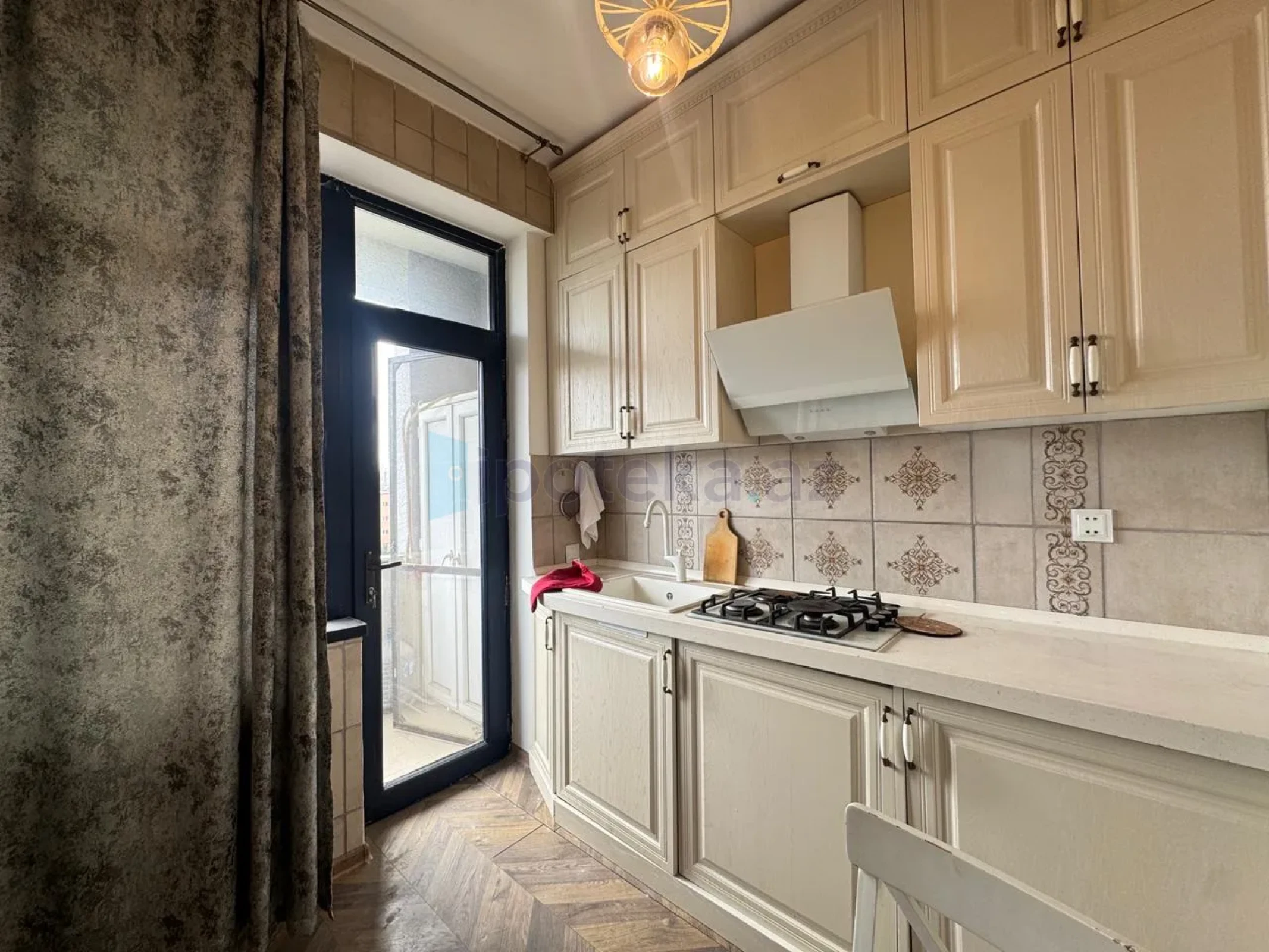 Satılır 3 otaqlı yeni tikili 90 m²