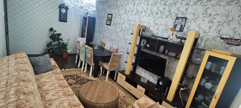 Satılır 3 otaqlı köhnə tikili 80 m² — Bakı, Yeni Günəşli 3 otaq 80.00 m²
