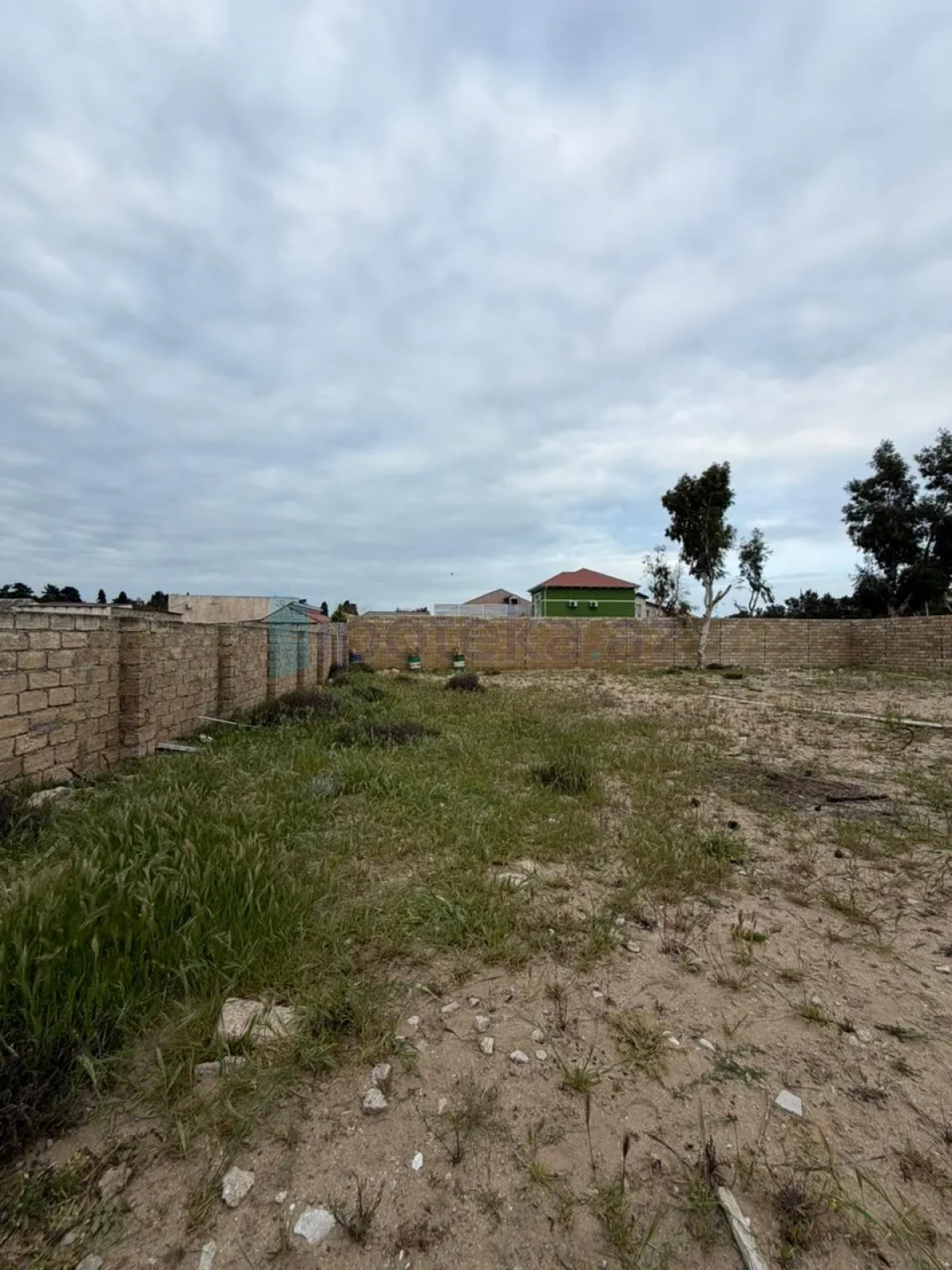 Satılır torpaq sahəsi 10 m²