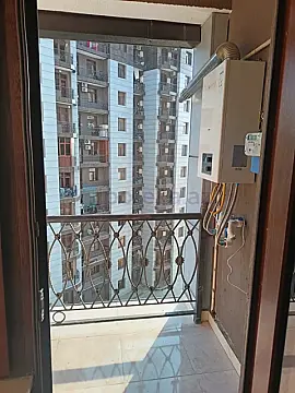 Satılır 2 otaqlı yeni tikili 83 m²