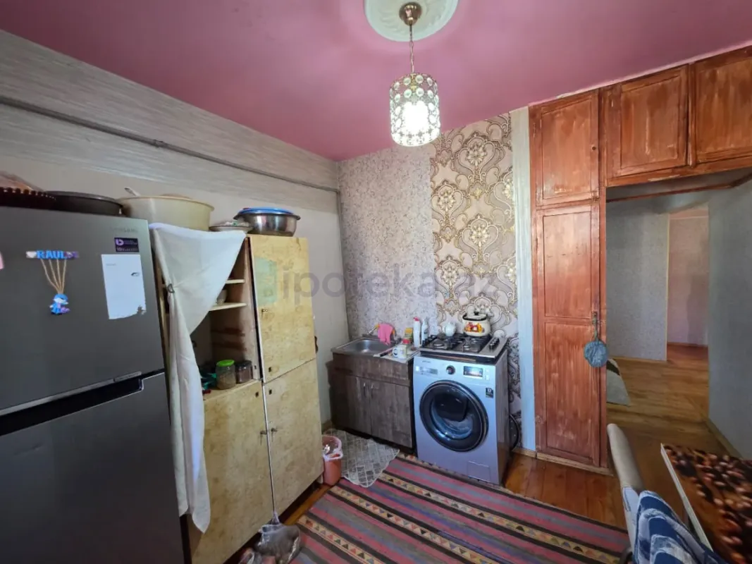 Satılır 3 otaqlı köhnə tikili 80 m²