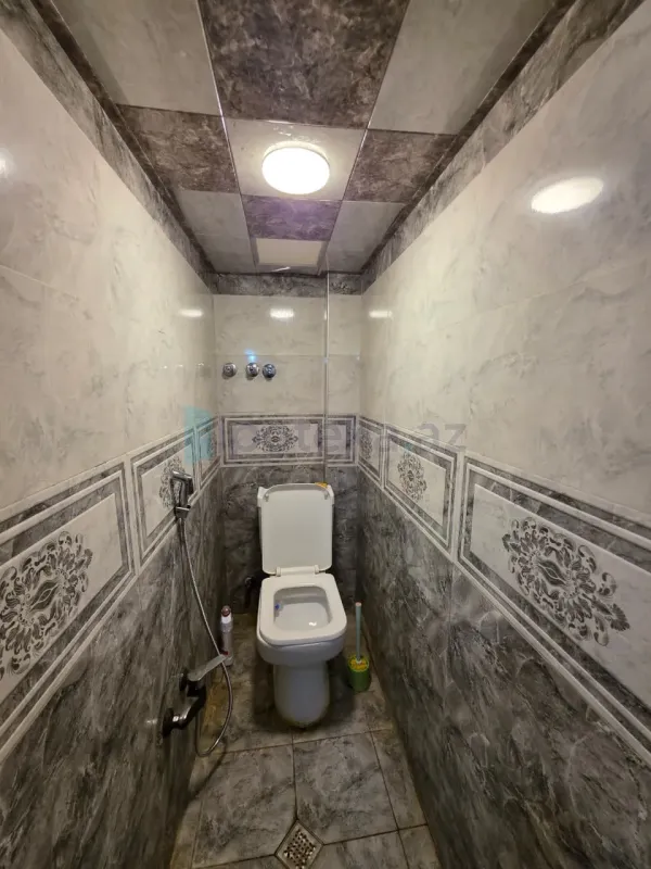 Satılır 3 otaqlı köhnə tikili 80 m²